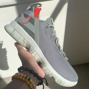 Nike Lebron 14 Men Low Olive Green Sneaker 878636-003 Size 8